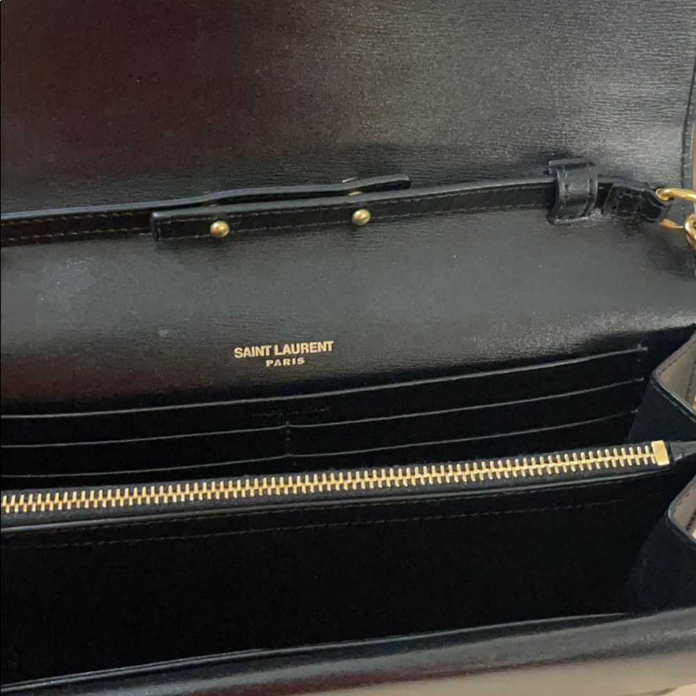 Handbag - Picture 6 of 10